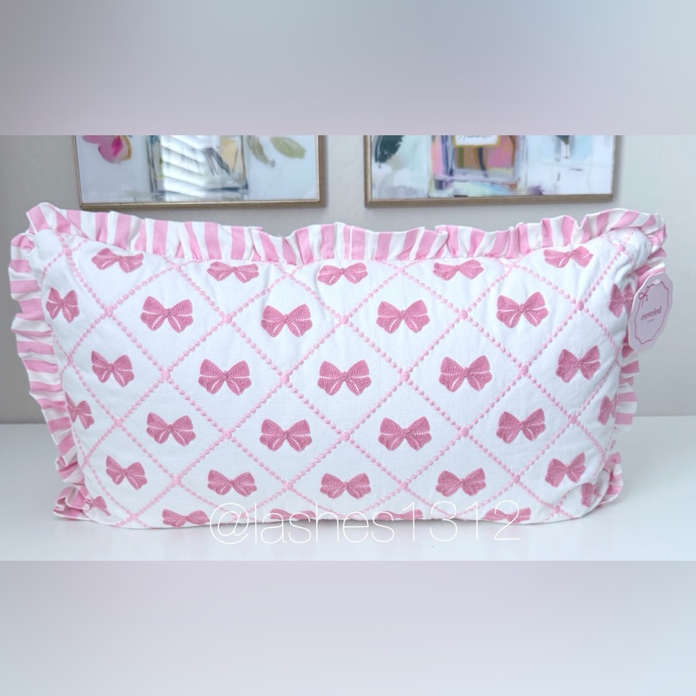 Pink Bow Pattern Pillow Medium Sized